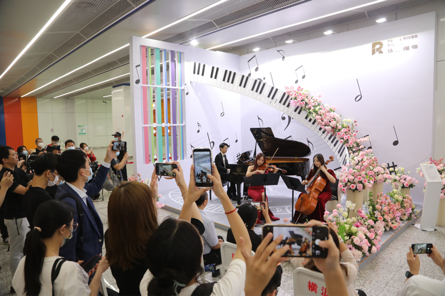 “拾光音乐厅”在广州地铁站上线