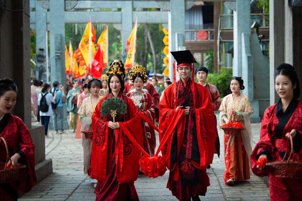 专属中国人的浪漫 古代水上婚礼太美了
