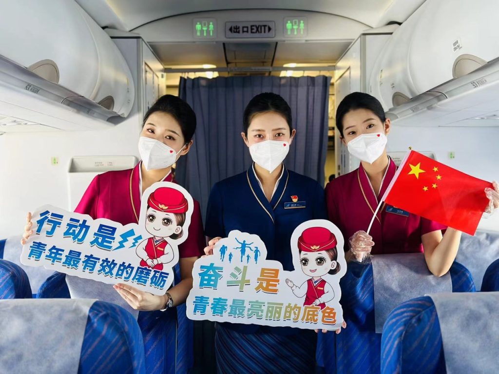 出行强劲复苏!“五一”期间南航在深圳运送旅客超20.3万人次