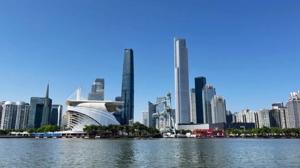 广州气温回升缓慢，网友表示：“不错，请保持”
