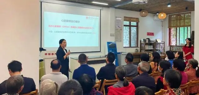 “模拟人”演示，科普活动进广州乡村