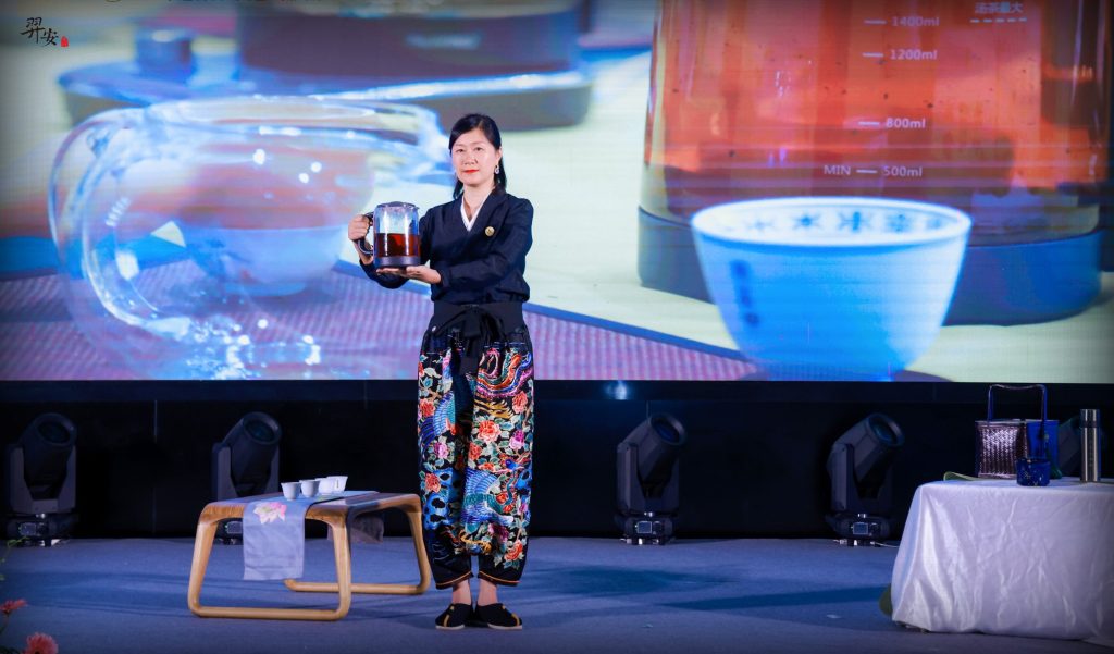 “一叶东来,繁花盛开”全球百城百场百人茶会启动仪式在广州举行