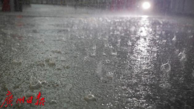 雷雨“三连击”,明天广州还有雨
