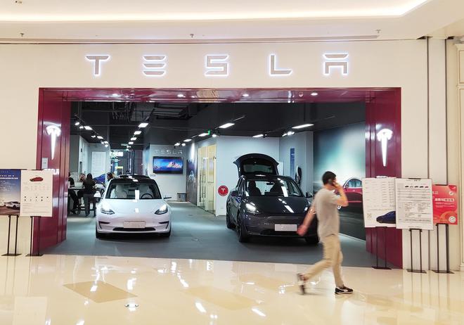 特斯拉两版ModelY降价1.4万 29.99万元起售