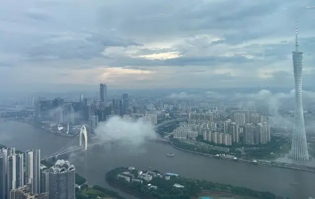 双台风海上徘徊，周一广州有中雷雨局部暴雨