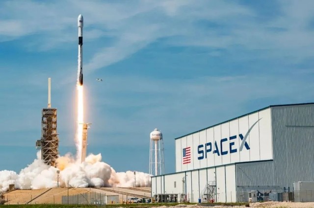 SpaceX在两个月内损失200多颗星链卫星 原因尚未确定