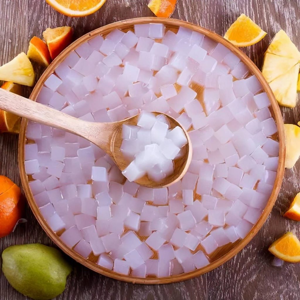椰果是由菠萝汁做的？那我们吃的到底是什么？