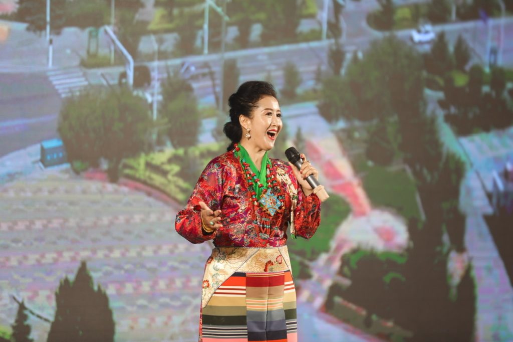 2023西藏边境旅游专项推广活动暨“盛世边疆·爱在山南”集体民族婚礼推介会在深圳举行