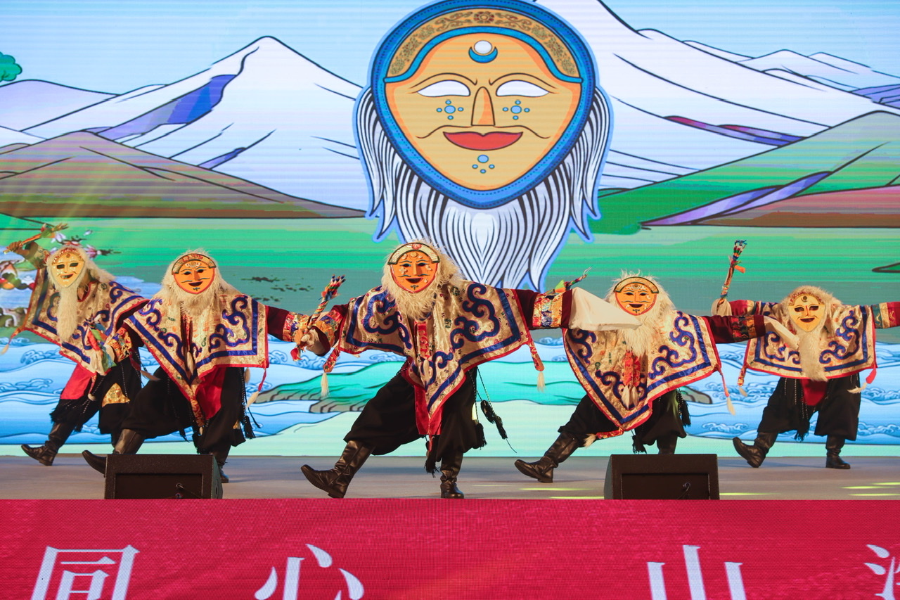 2023西藏边境旅游专项推广活动暨“盛世边疆·爱在山南”集体民族婚礼推介会在深圳举行