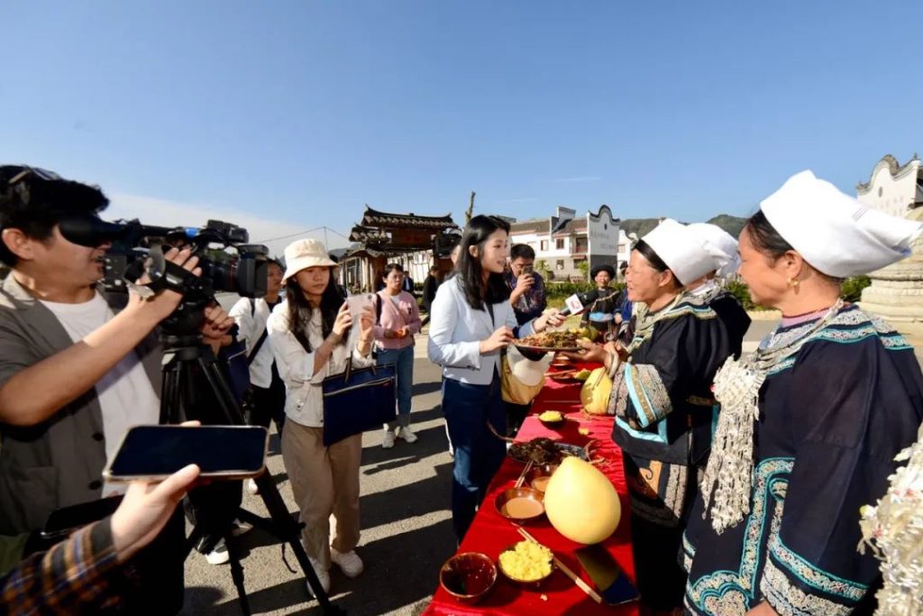 “携手十年 共绘蓝图”2023年广黔协作主题采访正式启动