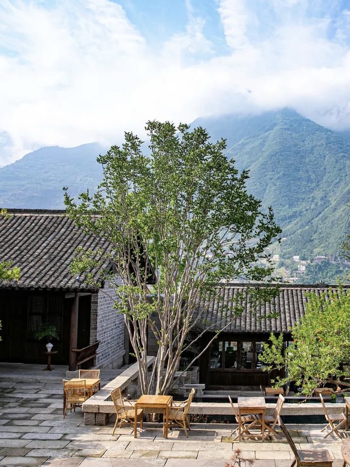 除却巫山不是云，夜泊于此，知美好