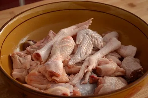 癌症高发，是否和鸡肉有关呢？