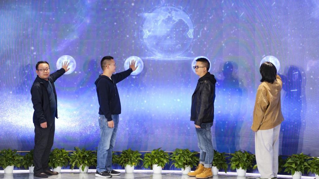 六联智能成功召开2024一体机新品发布会，以颠覆性产品开启数字办公新时代