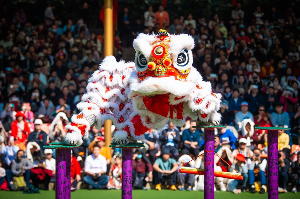 称霸春节朋友圈,锦绣喜粤年超地道!