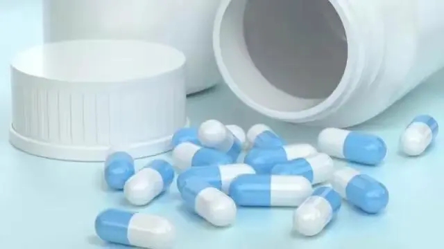 天天吃维生素C片对身体有害?药师:或有4种益处