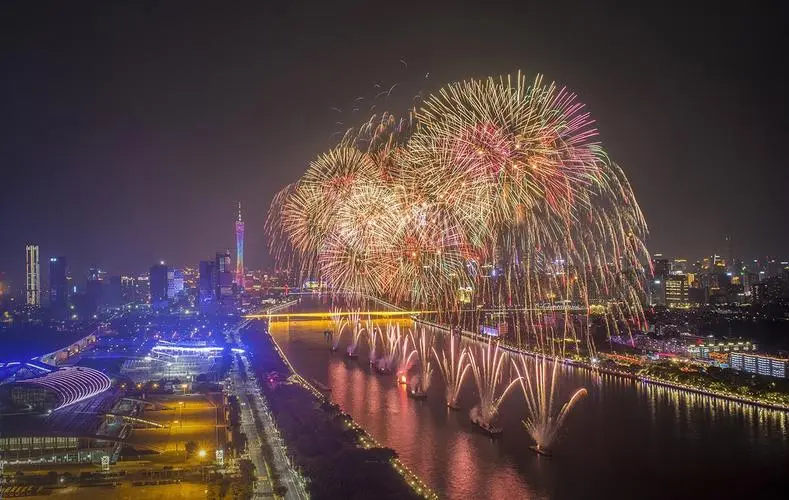 广州元宵烟花表演明日举行！部分路段交通管制，绕行方案公布