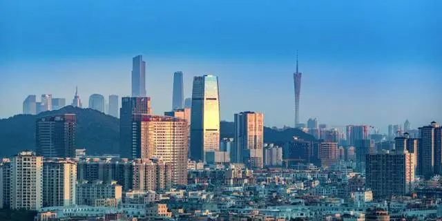 广州白云：枢纽门户添新翼，流量经济涨动能
