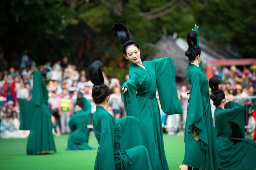 国风美学拉满!锦绣中华繁华国潮季心动上线!——共赏人间惊鸿宴,芳华锦绣春不晚