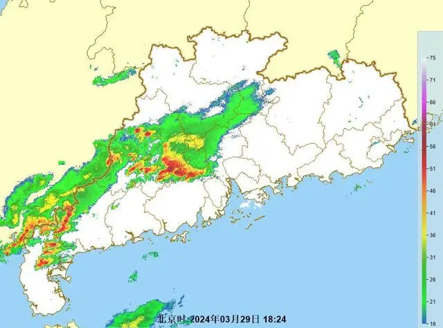 雷雨云团靠近，广州多区今年首发雷雨大风黄色预警