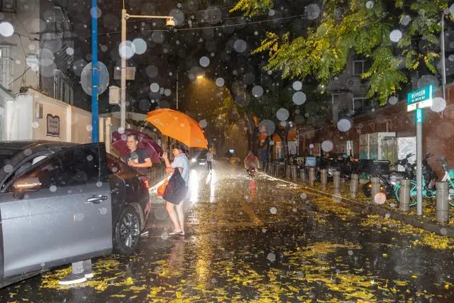 强对流天气仍在发货中，广州将可能有局部大暴雨