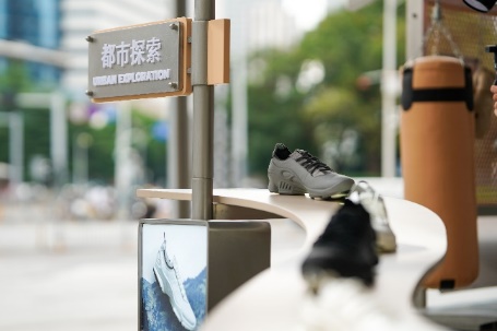ECCO开启“BIOM生机中心”全国巡展 携代言人黄景瑜空降深圳罗湖万象城