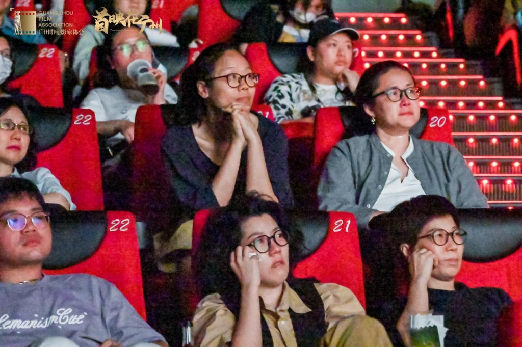 国内首部聚焦“临终关怀”题材的纪录电影《最后的,最初的》广州首映成功举办