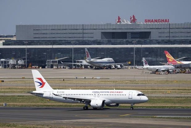 C919投入商运一周年，平均客座率近80%