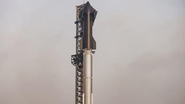 星舰成功发射，SpaceX 如何打败 NASA 的旧体系