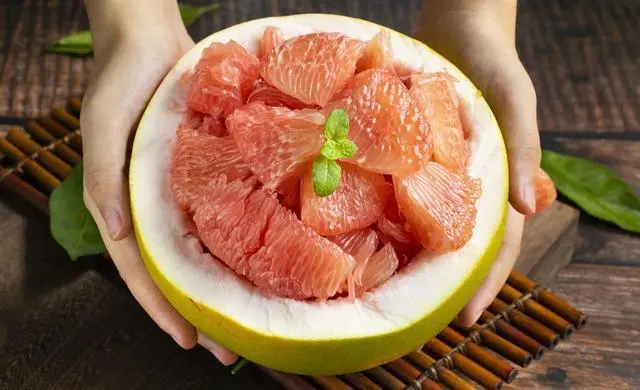 柚子浑身是宝，一起解锁柚子的花样吃法