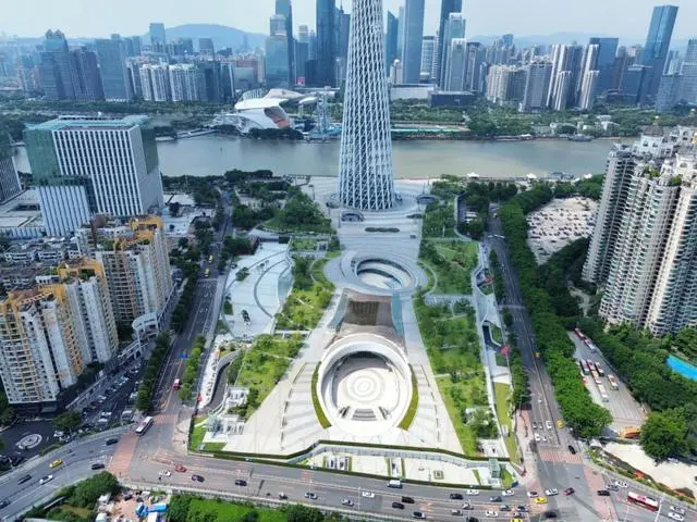 广州塔广场顺利通过竣工验收！