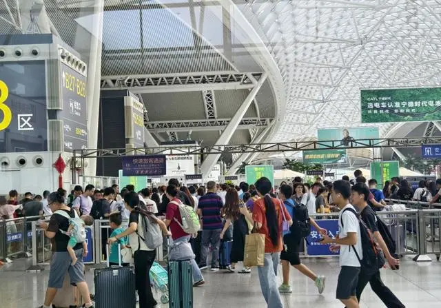 到发旅客3799.89万人次 广州南站地区圆满完成今年暑运保障工作