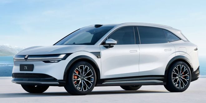 极氪 7X 大五座纯电 SUV 完成“百城千人”交付，售 22.99 万元起