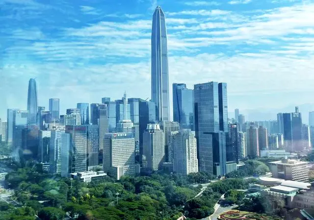 有业主提价数百万元，深圳二手房现“反价潮”？中介：大面积反价现象还没出现，谈价空间变小