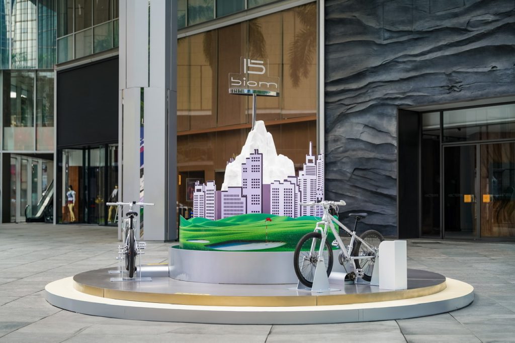 ECCO开启「ECCO PARK」主题空间 携代言人黄景瑜惊喜空降深圳罗湖万象城