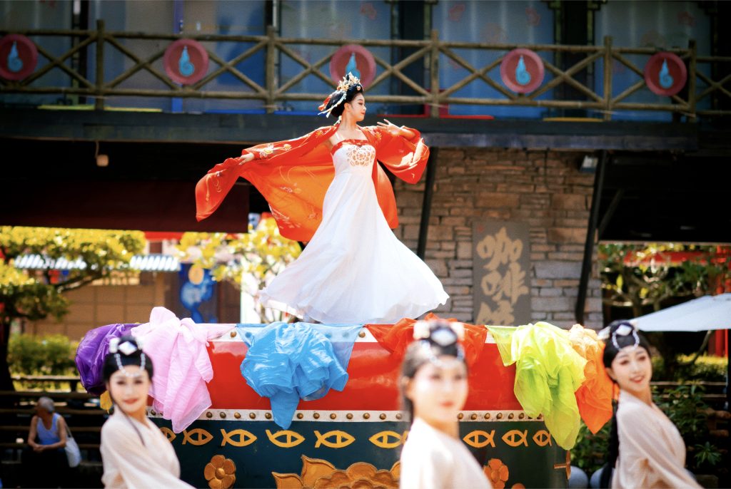 《梦华录》IP落地签约！深圳锦绣中华推出全新大型国风沉浸式新文娱主题区