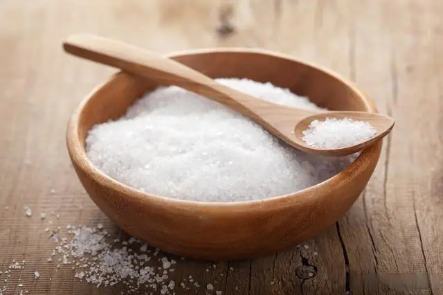 过量食用盐有危害！如何摆脱“盐瘾” 科学吃盐？