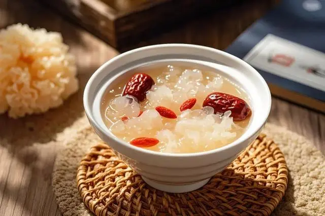 大雪将至，肺喜欢它！皮肤水灵、喉咙舒坦、滋阴润肺，好处这么多~
