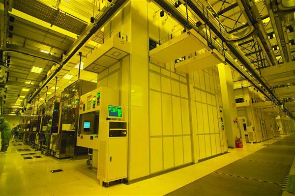 台积电首次公开2nm！性能提升15％、功耗降低35％