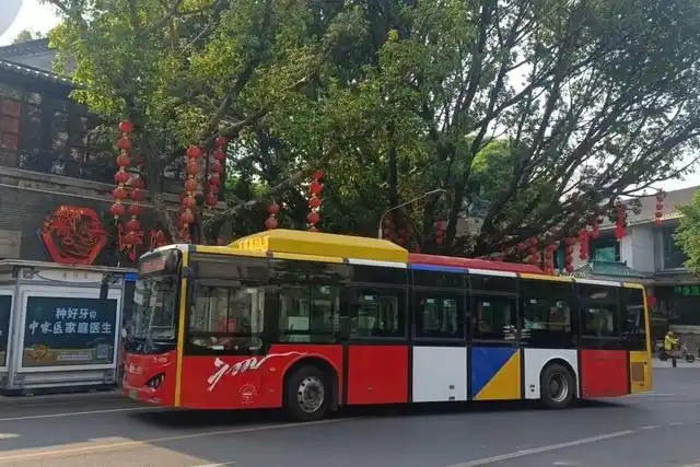 拟减少无效停靠！在广州坐公交或有变化