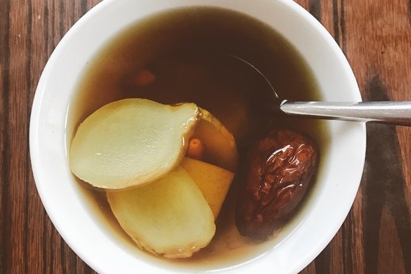 早期风寒感冒喝姜汤？医生解锁生姜疗法的正确姿势