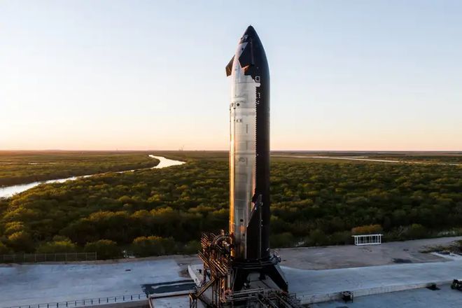 SpaceX 星舰第 7 次试飞计划于1月14日进行，发射 10 颗模拟卫星