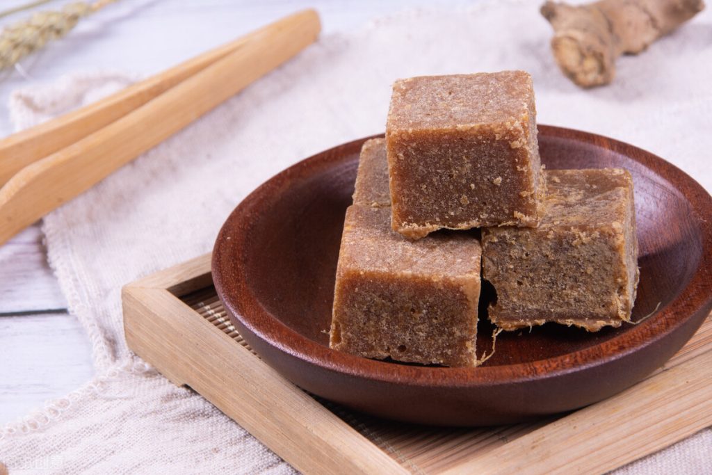 生理期时，喝红糖水真的能缓解痛经吗？真相是