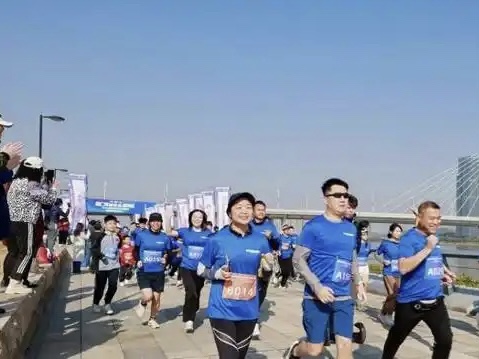 逾500名粤港澳青年在广州南沙竞速