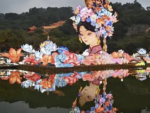 （新春走基层）广州开启超级灯会与水上花市迎蛇年新春