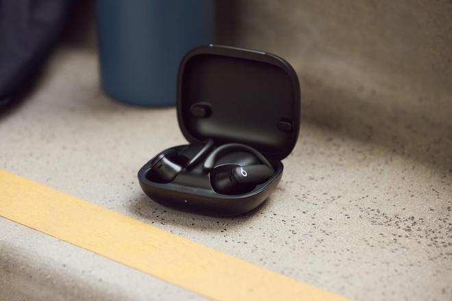 苹果 PowerBeats Pro 2 运动耳机曝光，新增心率监测功能
