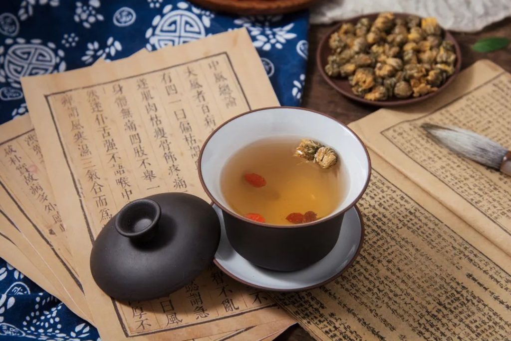 被干眼症拿捏了？这杯“神茶”和3招救大命！