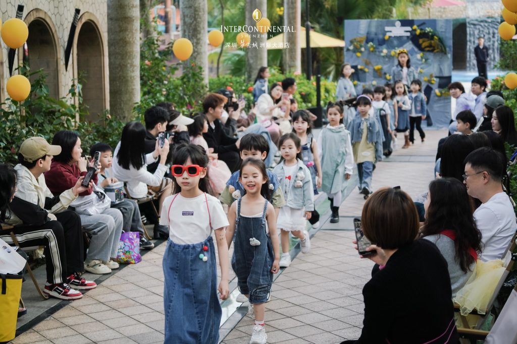 地球一小时 “牛仔新生·环保时装秀”点亮绿色未来