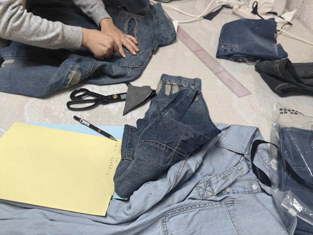 地球一小时 “牛仔新生·环保时装秀”点亮绿色未来