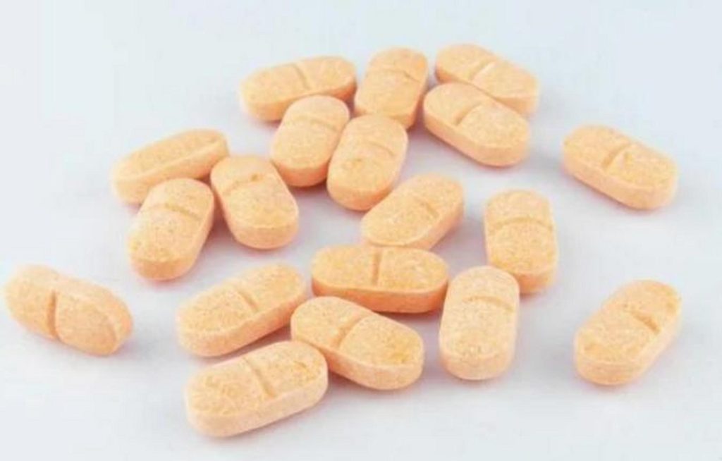 老过敏是缺什么维生素？复合维生素助力免疫平衡