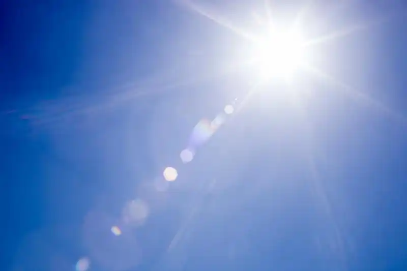 过度防晒可能导致骨质疏松 三招教你科学补充“阳光维生素”